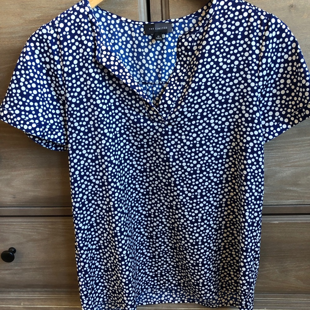 The Limited blue polka dot shirt sleeved blouse